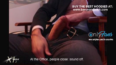 XL_Executive webcam model stream image