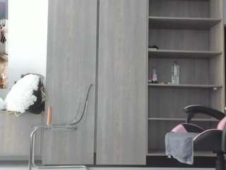 megan-ros webcam model stream image