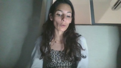 Laynaah webcam model stream image