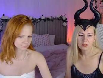 lisaaris webcam model stream image