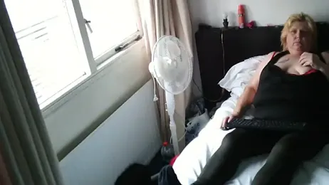 Sylviastar46 webcam model stream image