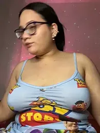 EvelynnBunny_ webcam model stream image