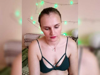 LisaLovHoney webcam model stream image