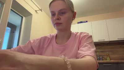 ShanikaPluhar webcam model stream image