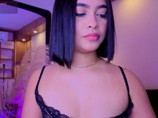 Chloe Monroeee webcam model stream image