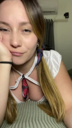 Naass7 webcam model stream image