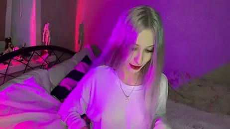 Elaincutee webcam model stream image