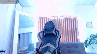 estevanlouise webcam model stream image