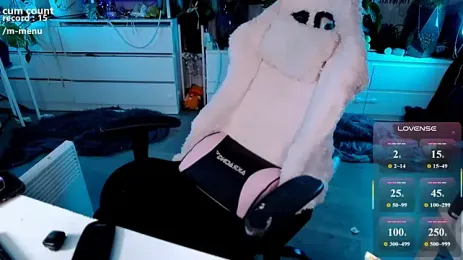 cutelittlepuff webcam model stream image
