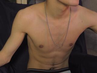 Fains Tiffin webcam model stream image