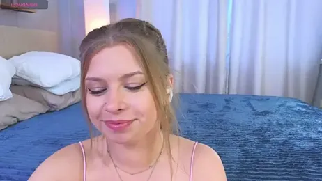 LollaStich webcam model stream image