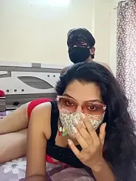 Desii_Couple69 webcam stripchat model stream image