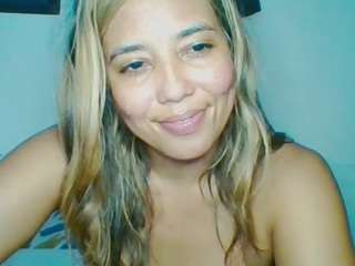 donat3lla webcam model stream image