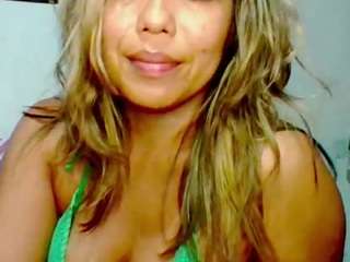 donat3lla webcam model stream image