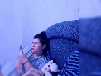 2Lesbians webcam model stream image