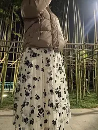 Meii-meyy webcam model stream image