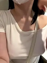 Meii-meyy webcam model stream image