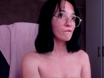 Dark-Willlow webcam model stream image