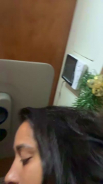 Marinomade webcam model stream image