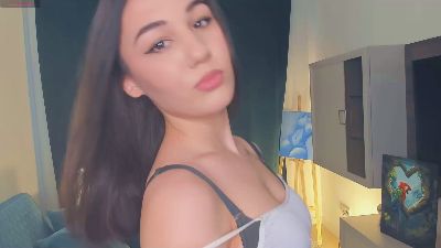 EstellZyla webcam model stream image