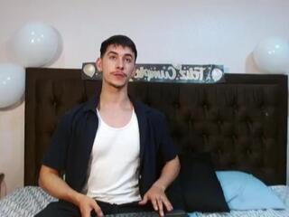 Thomas Turner webcam model stream image