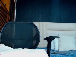 Thomas Turner webcam model stream image
