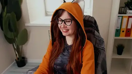 CarolGiggly webcam model stream image