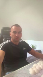 Jeansjunge96 webcam model stream image