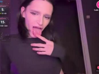 niky_long webcam model stream image