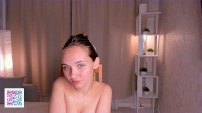 KendraValencia webcam model stream image