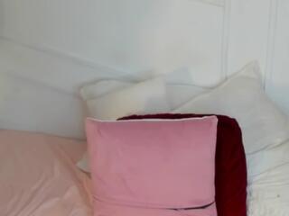 Samanta Wells webcam model stream image