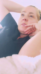 Millaaaaa webcam model stream image
