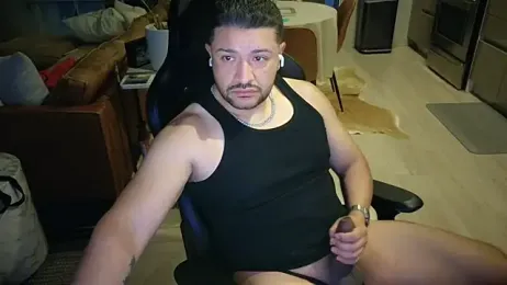 HungandThickLatin webcam model stream image