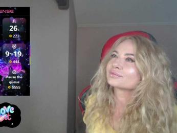 -Cinamonn- webcam bongacams model stream image