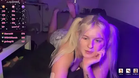 Allylove03 webcam stripchat model stream image