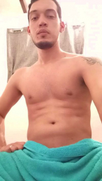 MaxOFiMoon webcam cam4 model stream image