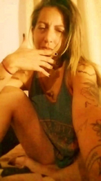 LUNA639 webcam model stream image