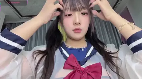 Yaya--728 webcam model stream image