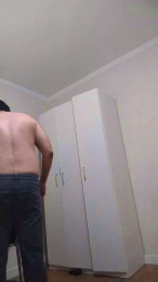 LeoMaduro webcam model stream image
