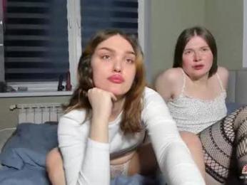 emiliarhodes webcam model stream image