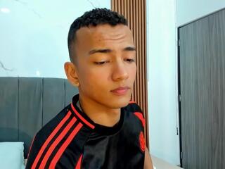 Rafael Leonn webcam model stream image