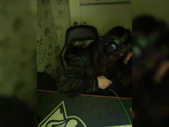 Aloeloea webcam model stream image