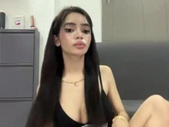 ur_queen_jian webcam model stream image