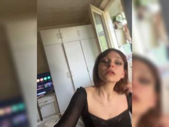 mefydufi webcam bongacams model stream image