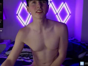 alfiegreenxxx webcam model stream image