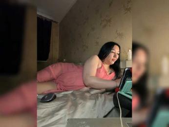 Hotmadamxl webcam bongacams model stream image