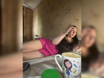 Hotmadamxl webcam model stream image