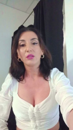 Lola05love webcam model stream image