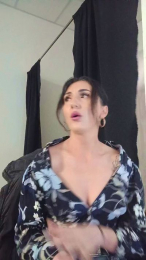 Lola05love webcam model stream image