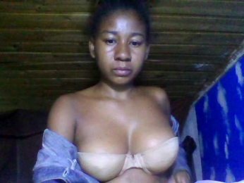 Raharisexy webcam model stream image